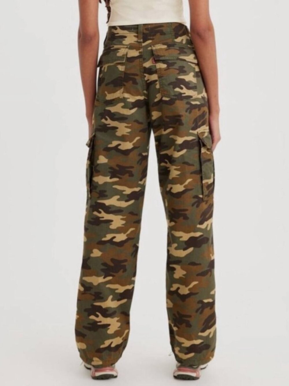 Levi's '94 Baggy Mid Rise Straight Cargo Wide Leg Pant Green Camo 25 - Picture 3 of 3